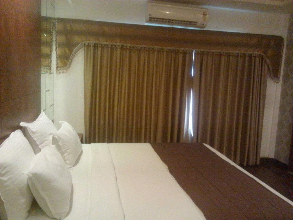 The Shiv Nautica Hotel Mundra Exterior photo